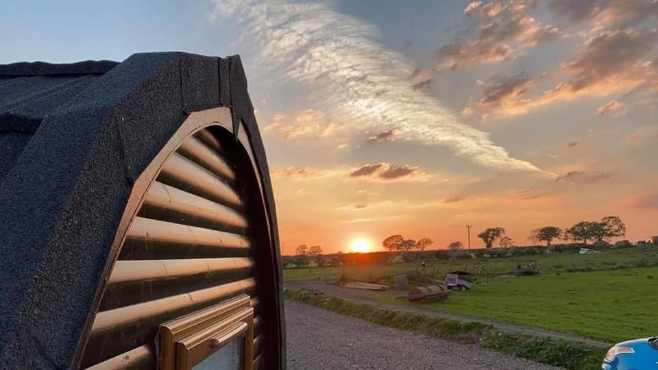 Unit 4 - Skiddaw View Camping Pod カーライル エクステリア 写真
